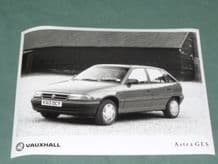 VAUXHALL Astra GLS (K-reg)   factory issued 8x6" press photo