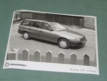 VAUXHALL ASTRA LS ESTATE (K Reg)   factory issued 8x6" press photo