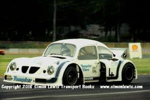 VW Beetle-Chevy V8 . Mick Hill Super Saloon . Photo .Mick Hill.  Donington 1977.