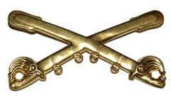 Cavalry Crossed Sabres Metal Kepi Insignia Badge