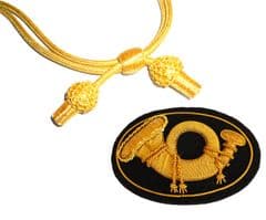 Officers Gold Hat Cord And Sewn Infantry Badge