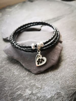 Leather bracelet with Tiny Treasures Pawprint Charm
