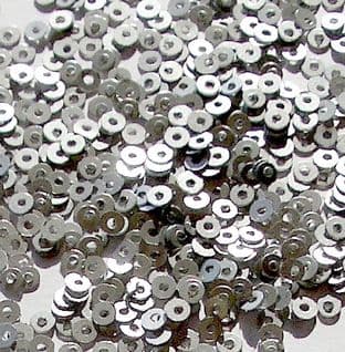 3mm Flat Round Sequins. Satin Silver/grey x 5g