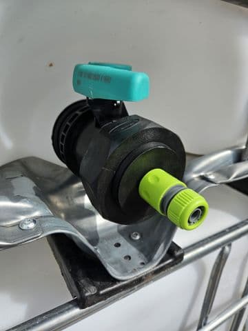 100 mm IBC Adaptor to Male Hoselock Connector