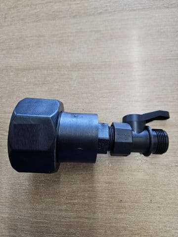 60 mm IBC Adaptor to ¾ inch Ball Valve Tap with Connection