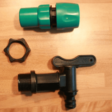 Plastic Water Butt Tap with Hose Connector