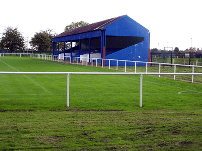 SPECTATOR BARRIER TOP RAIL  UPVC - 2.4m