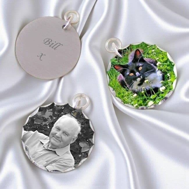 Photo Charm with Engraving - Round | Someone Remembered