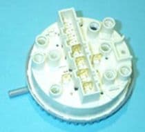 52IG0027 Presostato Whirlpool 481927128544