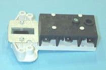 68AE001 Cierre retardado blocapuerta lavadora AEG OMP626-103, 645183480