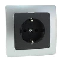 ME-36535PG Enchufe Schuko para empotrar serie Lille Plata-Gris