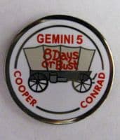 Gemini 5 Lapel Pin