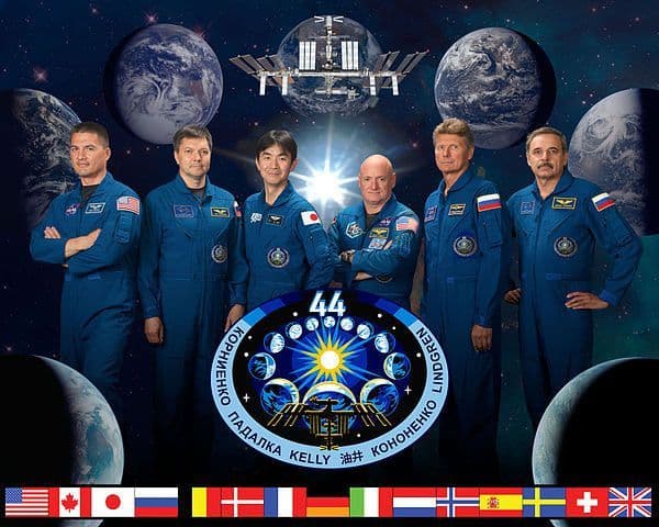 Space44 International Space Station Expedition 44 Official Crew Portrait