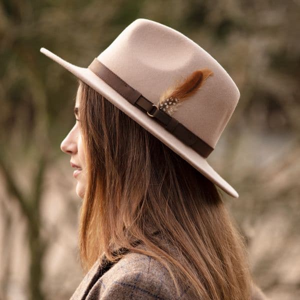 New? D&Y camel color classic hat wool blend fedora The Brando | Dusty Camel Classic Fedora – Agnoulita Hats main image 4