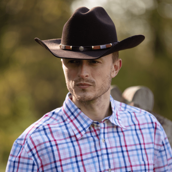 Cattleman Cowboy Hat with black and brown leather band  - Off-White
