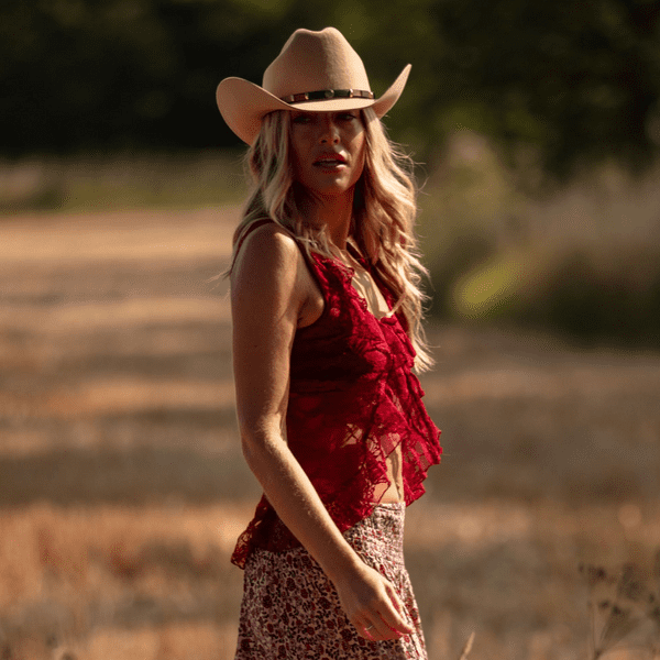 Cattleman Cowboy Hat with black and brown leather        band  - Tan