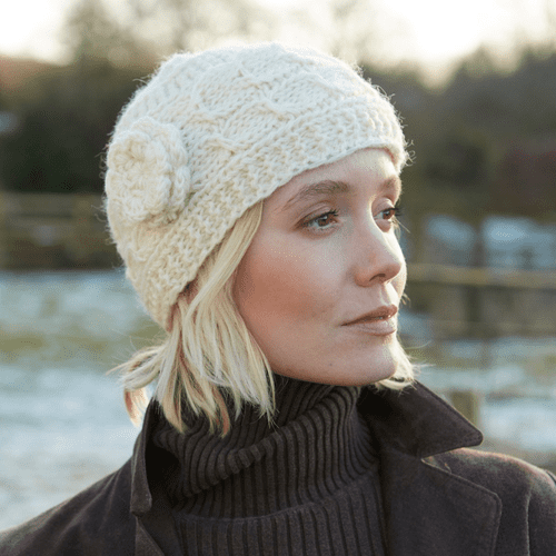 Cream wool bobble hat sales