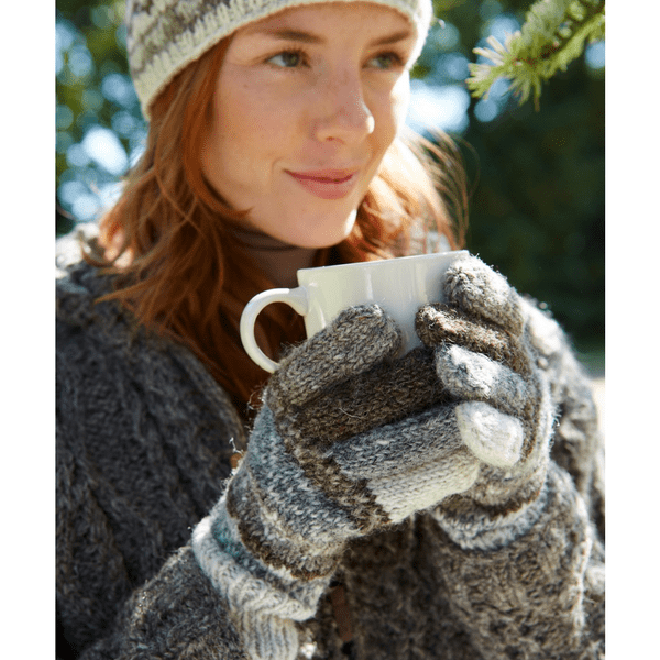 Classic Fairisle Gloves Natural