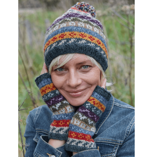 Knitted 100% Wool Bobble Hat and Handwarmers - Elveden