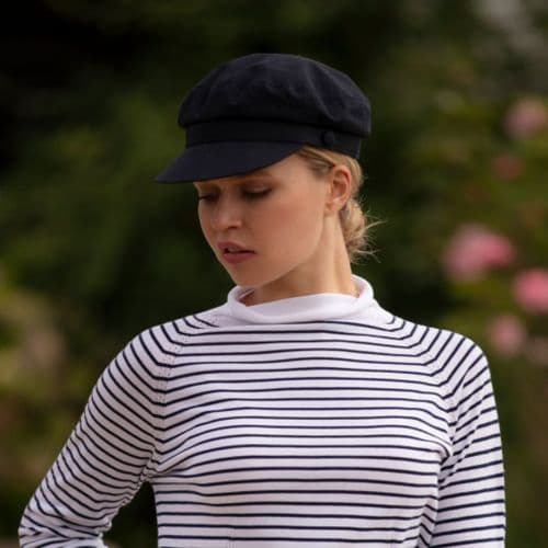 Linen Barge Cap (Navy or Cream)