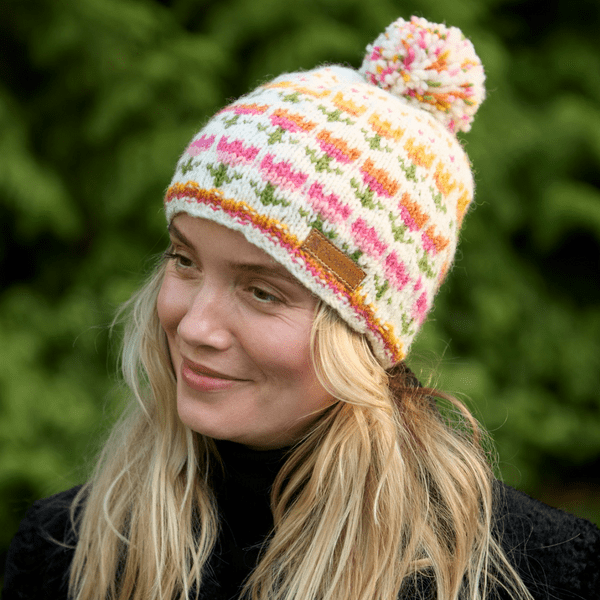 Tulip Bobble Beanie Wool - Forehead Lined