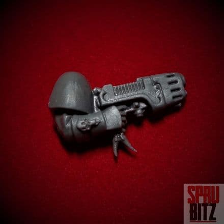 Space Wolves Wolf Scout Plasma Pistol right arm (A)