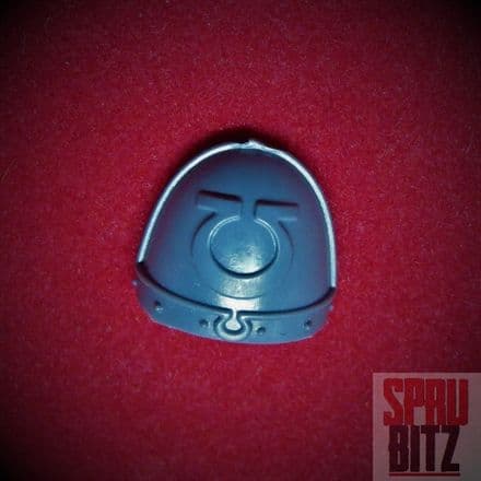 Ultramarine Shoulder Pad (D)