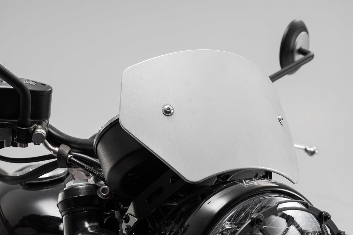 カスタム通信 BONNEVILLE T120 純正オプション取り付け