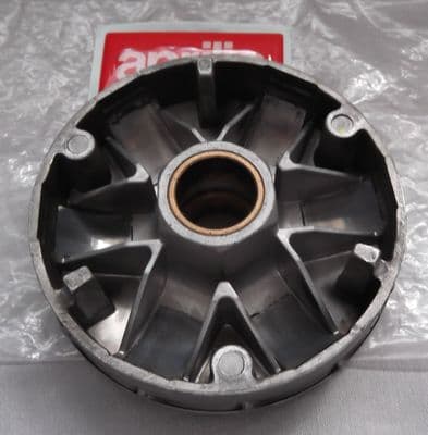 Aprilia 50cc 2T Variator Half Pulley (Used) CM110301
