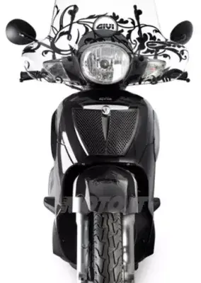 Aprilia Scarabeo 125 / 200 Windscreen by Givi 149ASP
