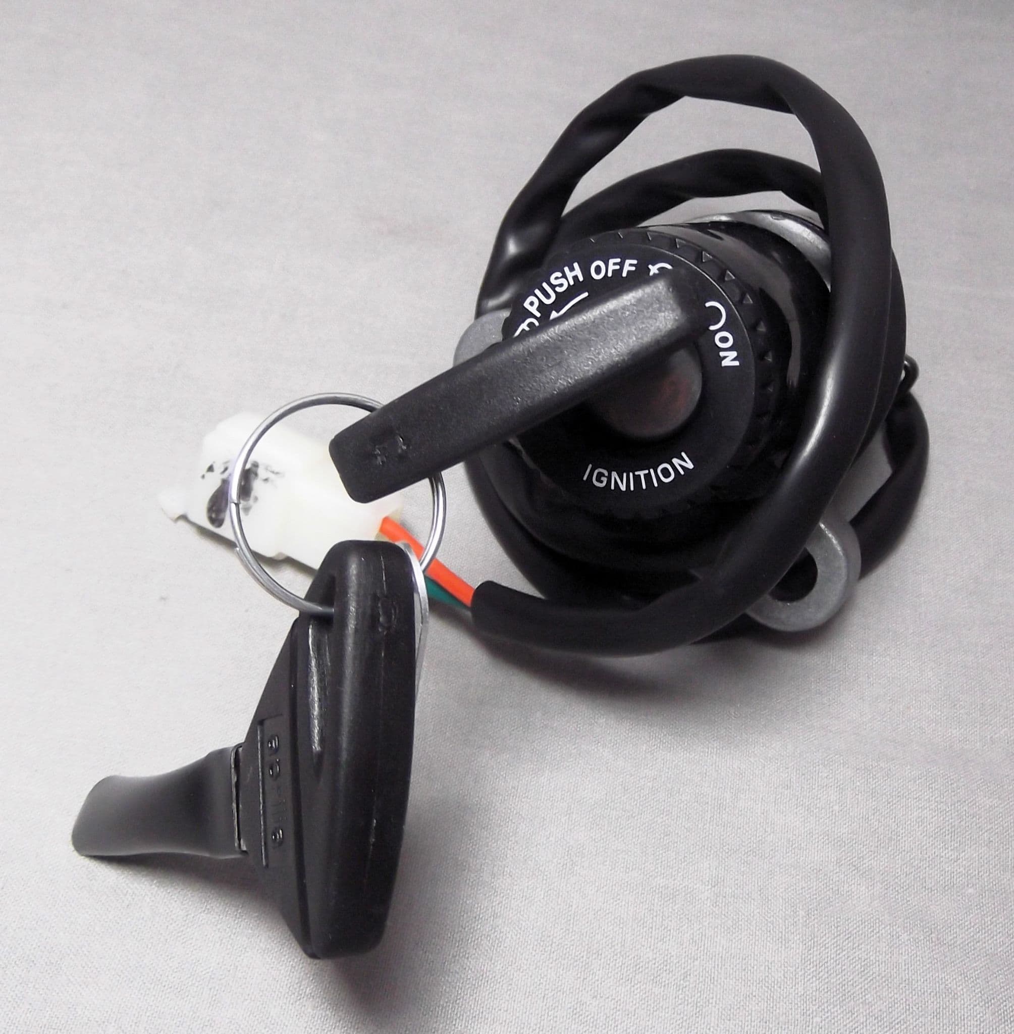 Aprilia Tuono 125 Lock Set 2B008347