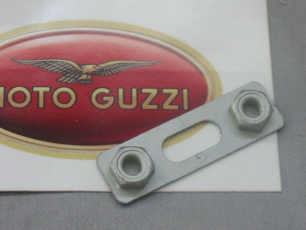 Crash-bar RDmoto CF136KD Noir Pour Moto Guzzi V7 Griso / Norge / Breva