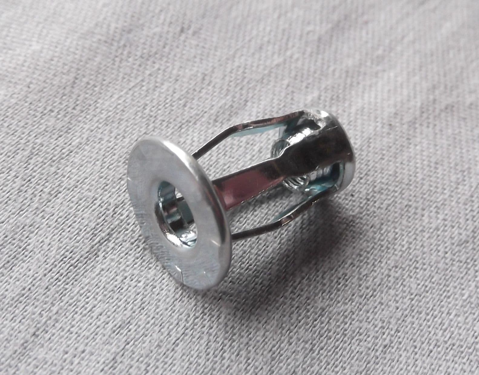 Genuine Moto Guzzi V11 Panel Mounting Rivet Nut Clip GU03742030