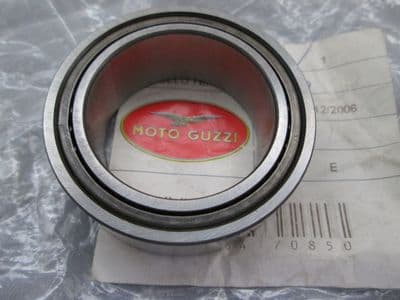 Genuine Moto Guzzi V35 V50 V65 Nevada V7 Bevel Drive Output Bearing GU92252235