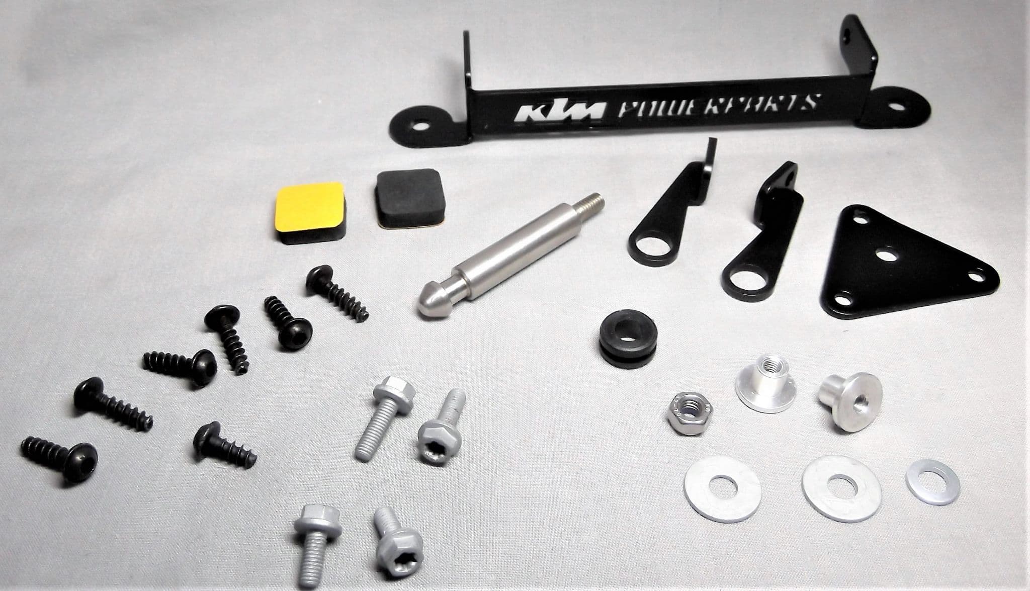 ＫＴＭ純正オプション　90107940044　ソロシートカバー Pillion seat cover 1290 SUPER DUKE 20-23 \u2013