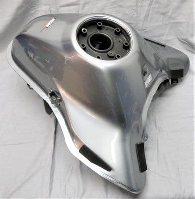 KTM Duke 790 Fuel Tank (2nd.) - Silver 64107013000BHA