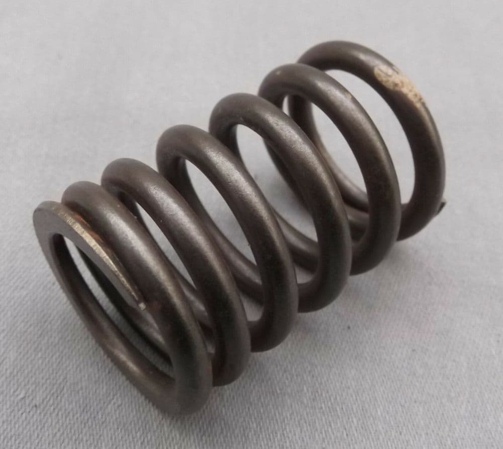 Outer Valve Spring Balloon Moto Guzzi Daytona Outer Valve Spring GU30037501