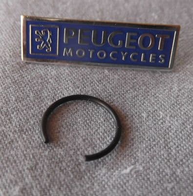 Peugeot 50cc 2T Piston Circlip PE711998