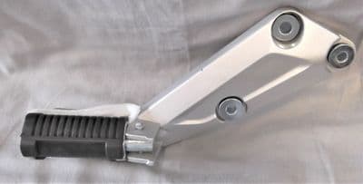 Peugeot Vox RH Rear Footrest PE802500