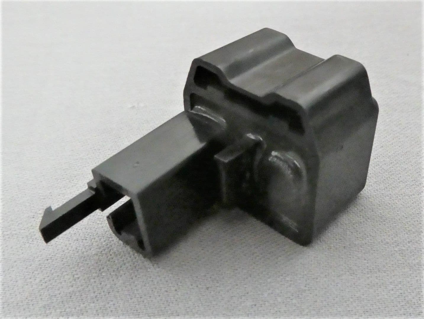 SWM RS650R Flasher Relay 8000H1082