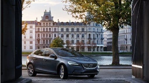 V40 Rear Sill Mouldings