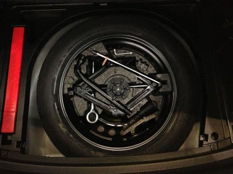 V70/ XC70/S80 Spare Wheel Kit