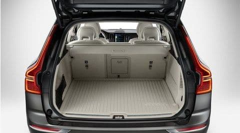 XC60 Plastic boot mat