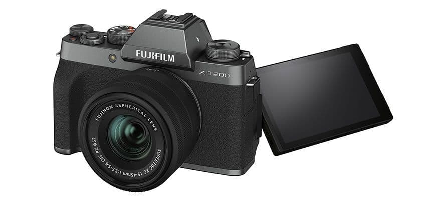 The X-T200 features a 3.5 inch LCD screen