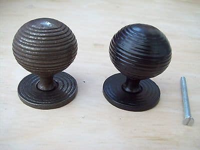 (CODE 8) REEDED QUEEN ANN WROUGHT IRON CUPBOARD CANET DRAWER KITCHEN DOOR KNOB