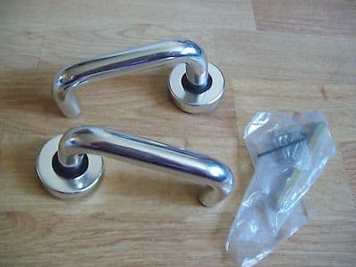 1 Pair Lever on Rose Polished Aluminium Chrome door handles NEW