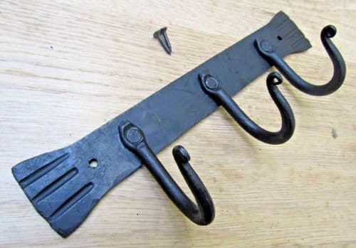 3 Hooks Plain Kitchen Rack Black Wax 6"