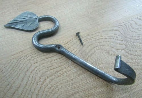 7'' Swirl Leaf Hook Antique Iron
