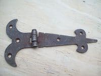 ANTIQUE AGED RUSTIC DECORATIVE ARROW CANET CUPBOARD DOOR CHEST TRUNK HINGES