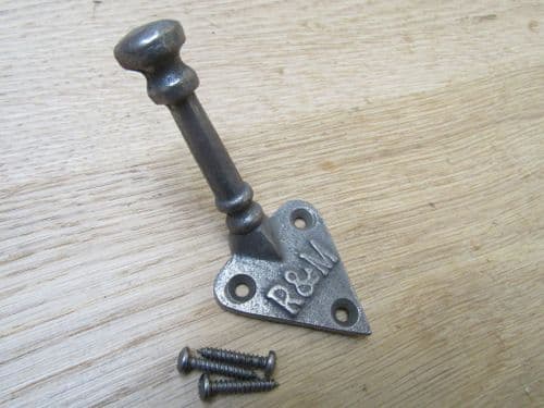 Arts & Crafts R & M Coat Hook
